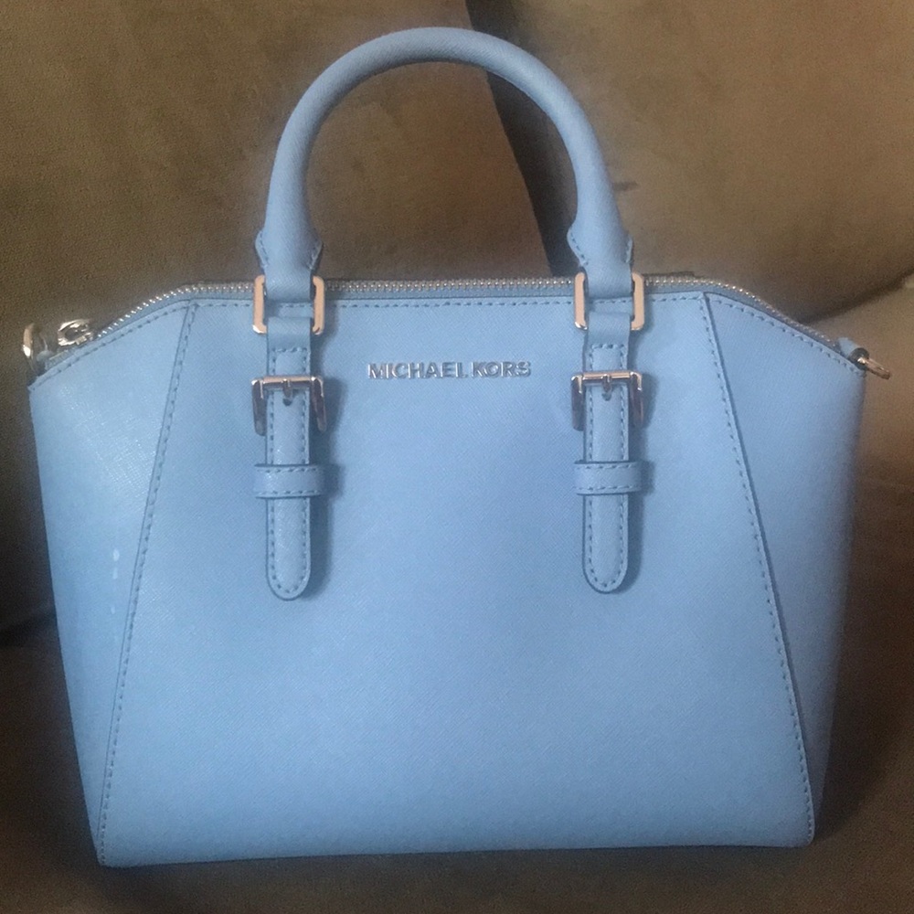 Micheal Kors purse